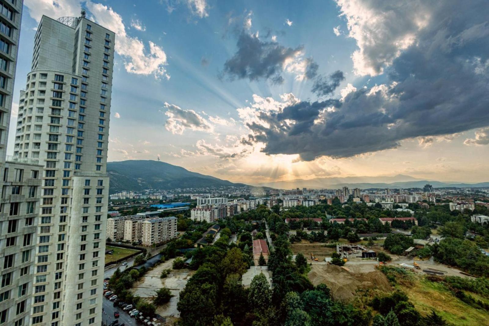 19Th & 18Th Floor Secure Apartments With Pool & Fitness & Parking Included In Price 스코페 외부 사진