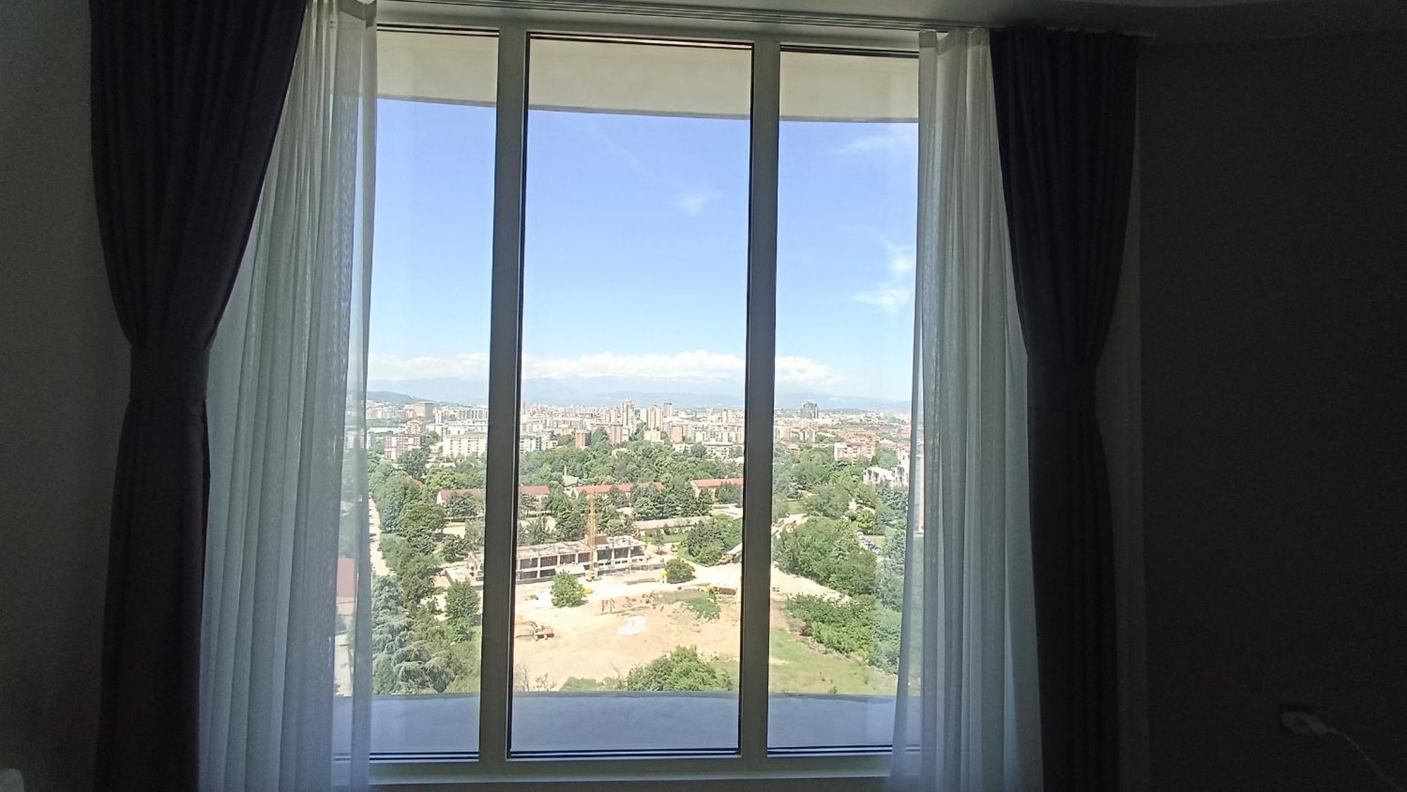 19Th & 18Th Floor Secure Apartments With Pool & Fitness & Parking Included In Price 스코페 외부 사진