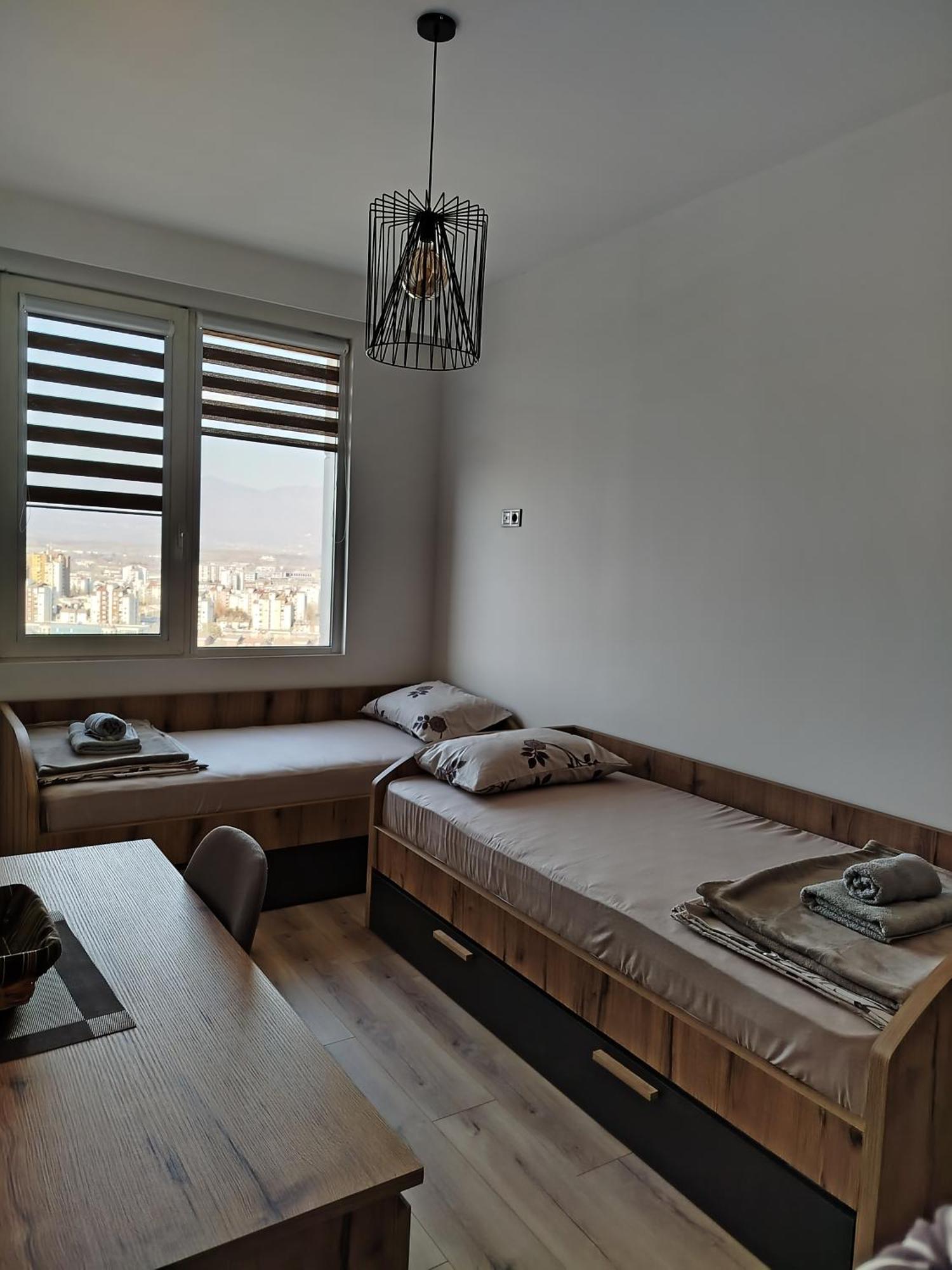 19Th & 18Th Floor Secure Apartments With Pool & Fitness & Parking Included In Price 스코페 외부 사진
